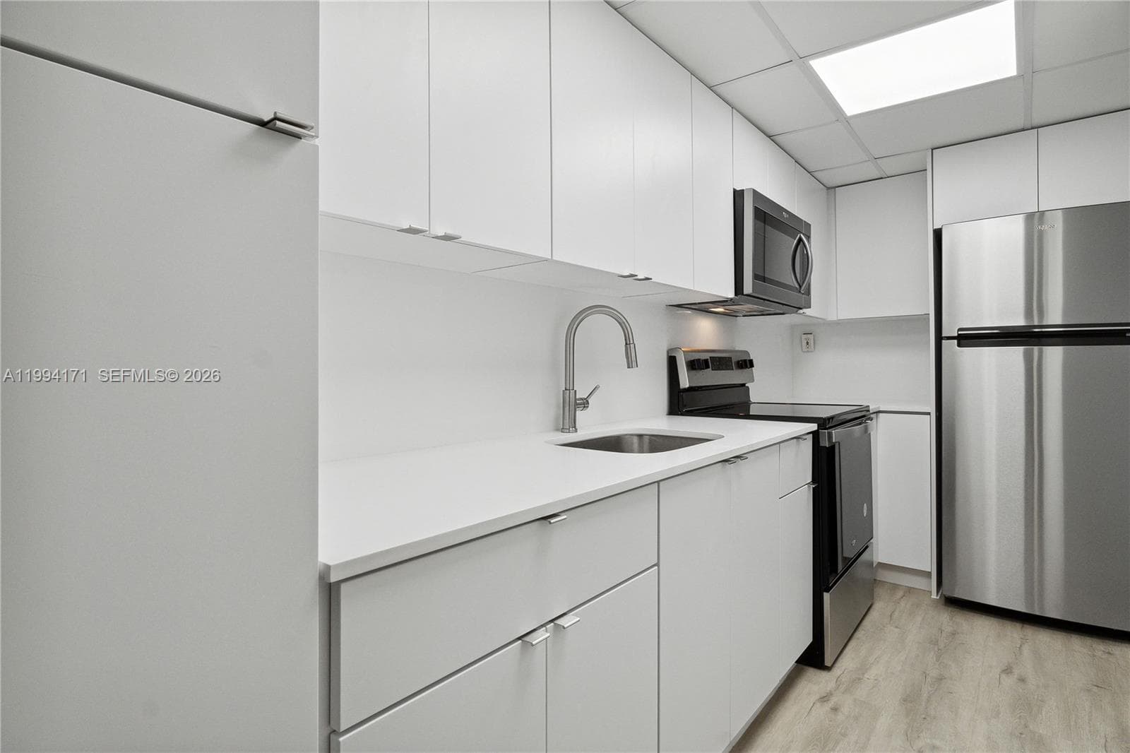 A11994171 — Miami Beach — 8