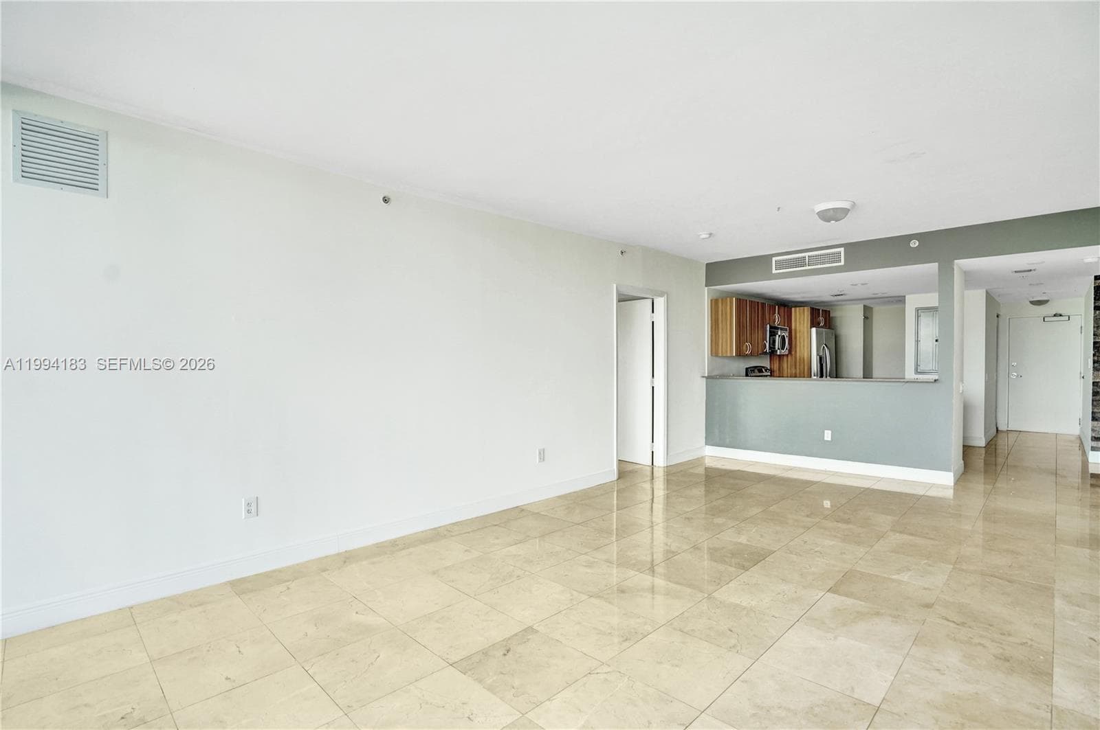 A11994183 — Miami Beach — 16