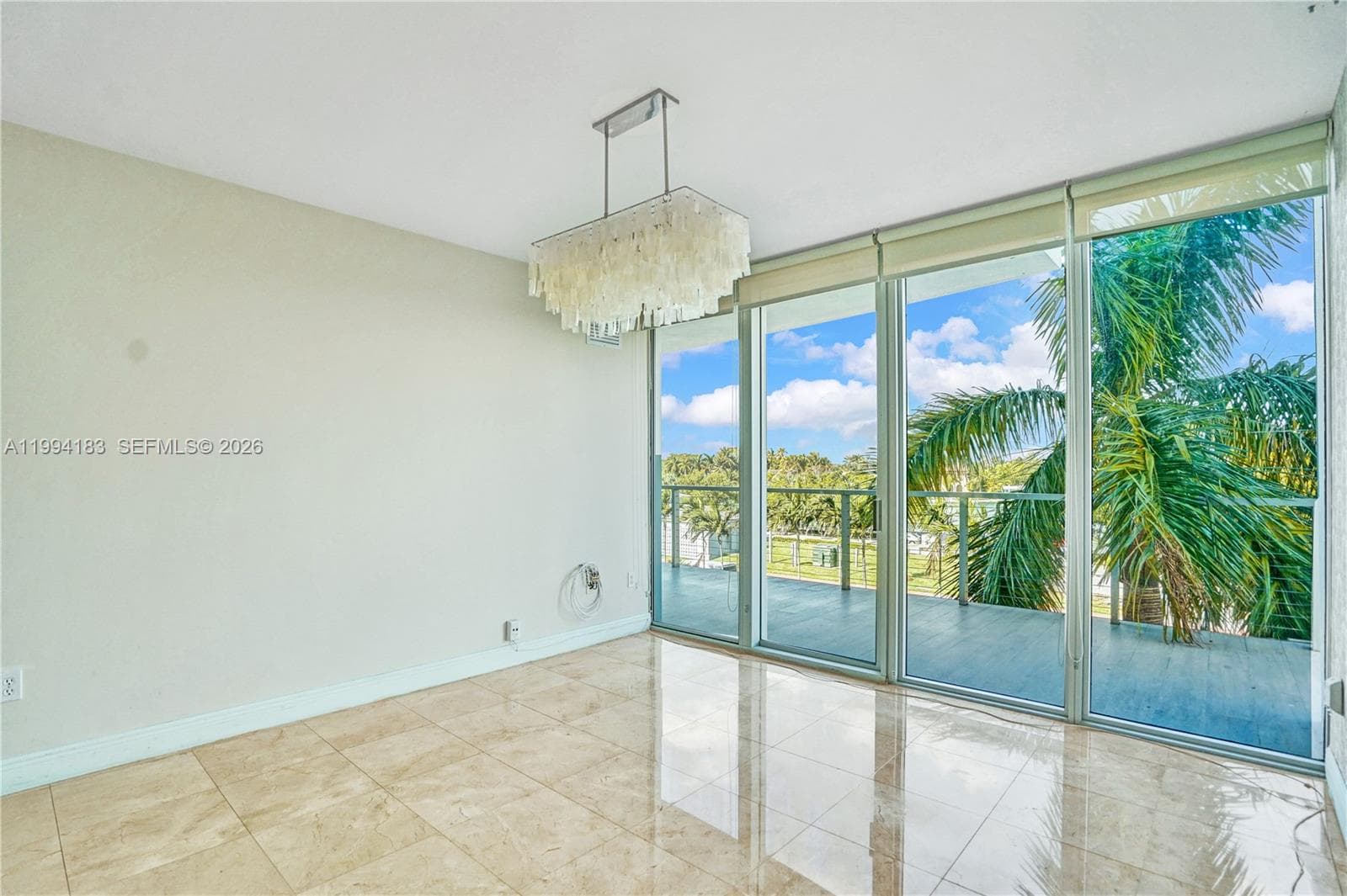 A11994183 — Miami Beach — 22