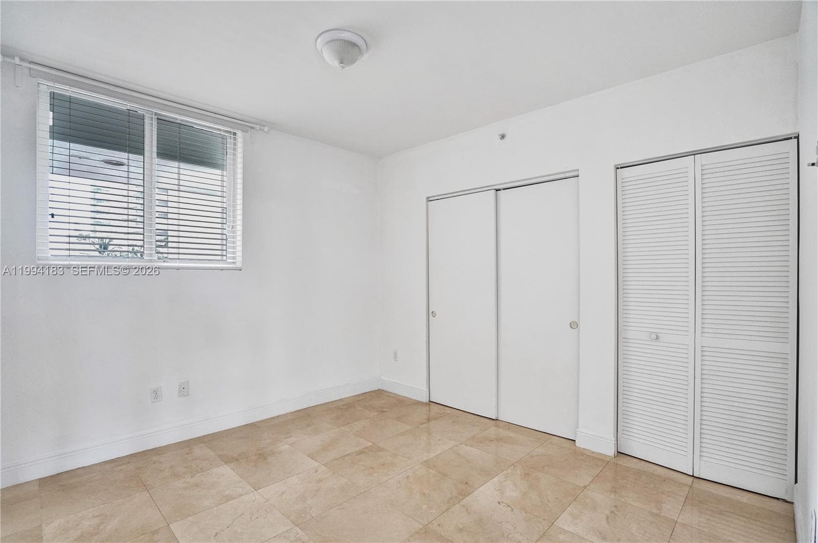 A11994183 — Miami Beach — 4