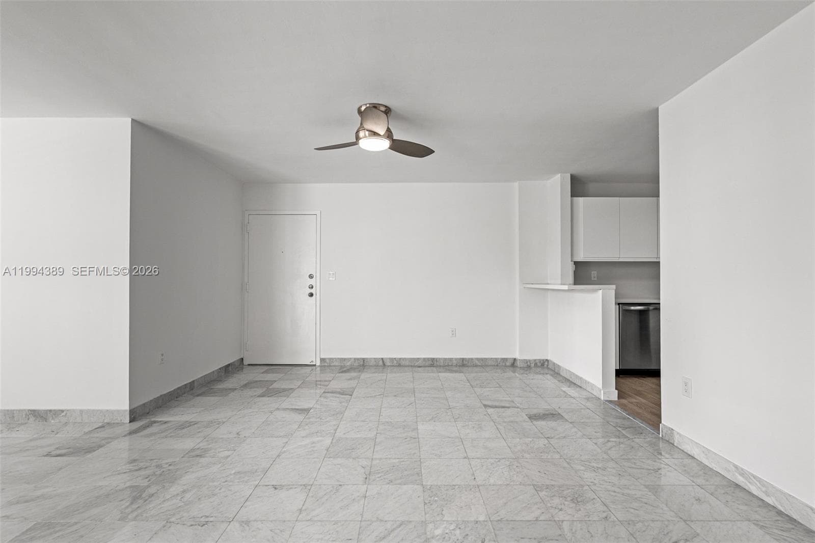 A11994389 — Miami Beach — 6