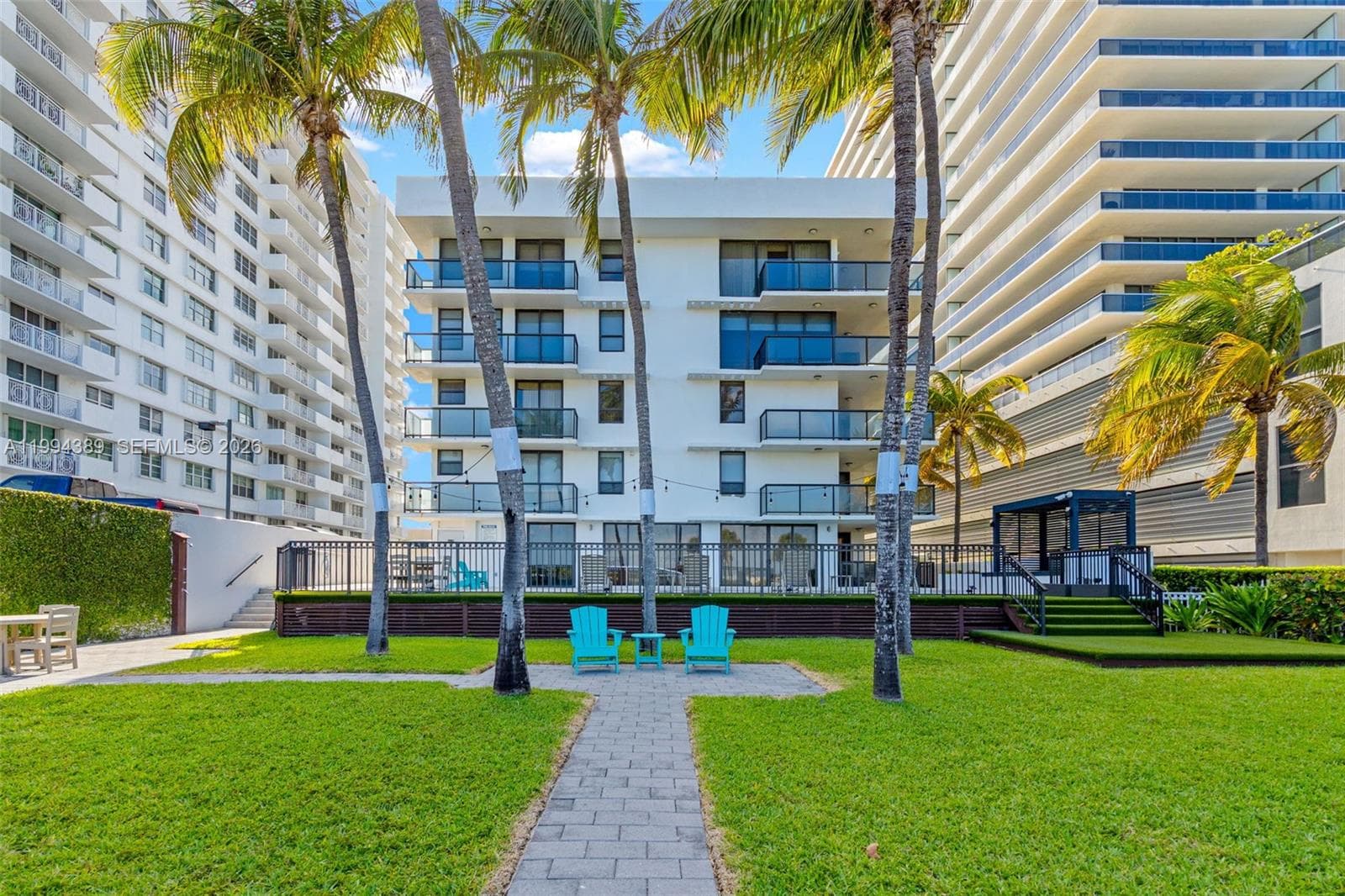 A11994389 — Miami Beach — 43