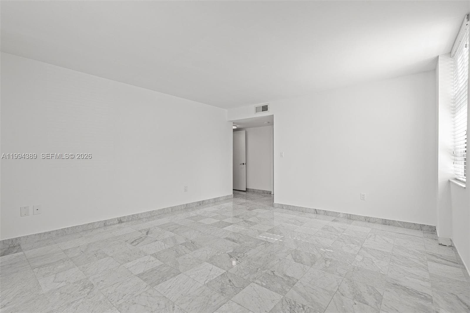 A11994389 — Miami Beach — 22