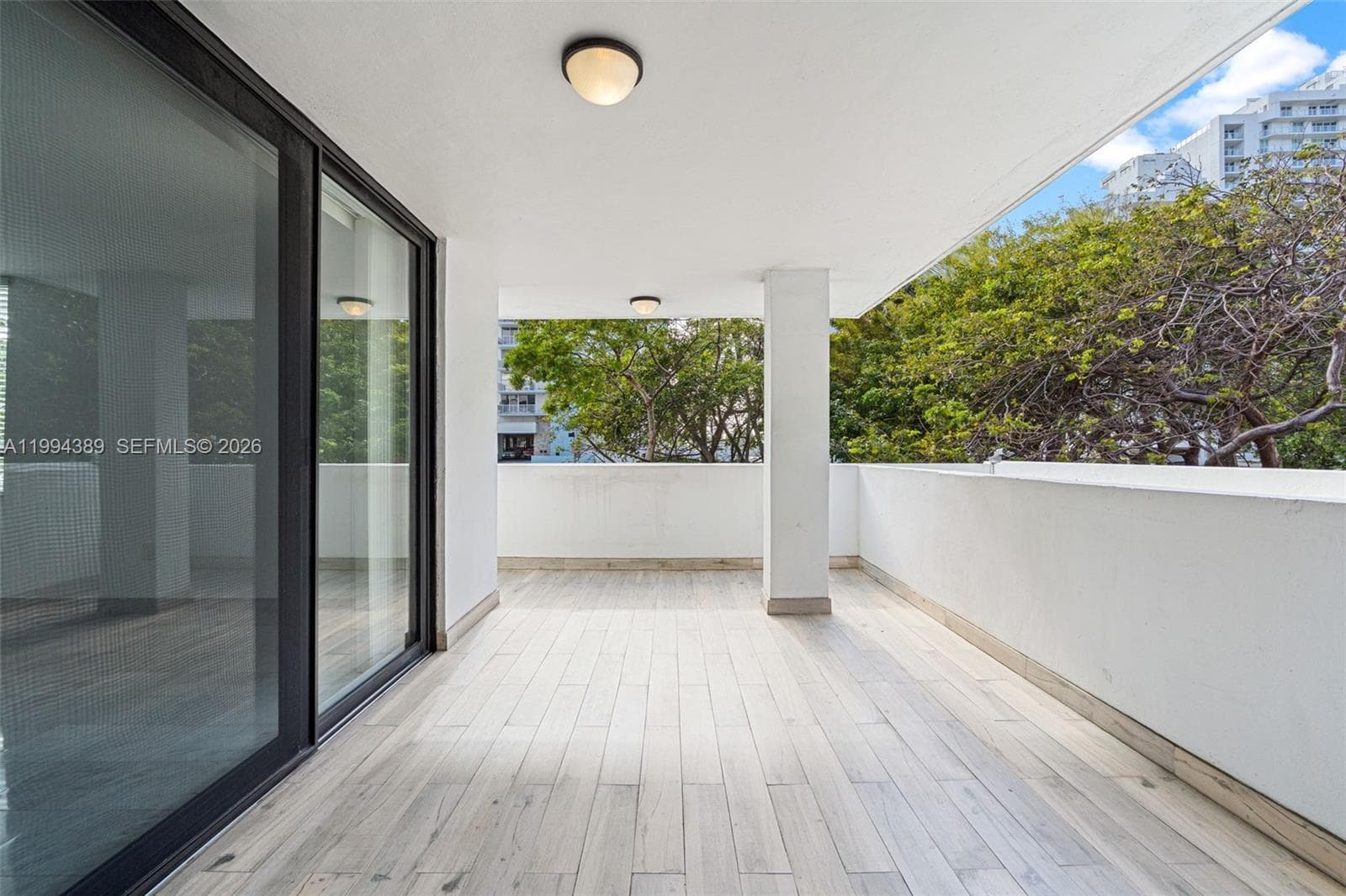 A11994389 — Miami Beach — 36