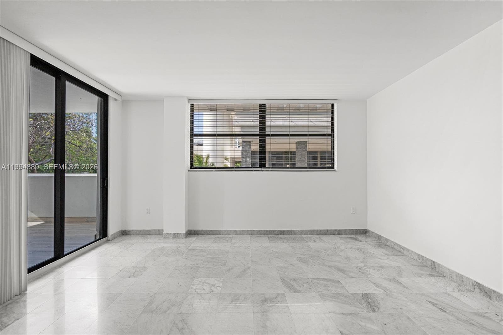 A11994389 — Miami Beach — 10