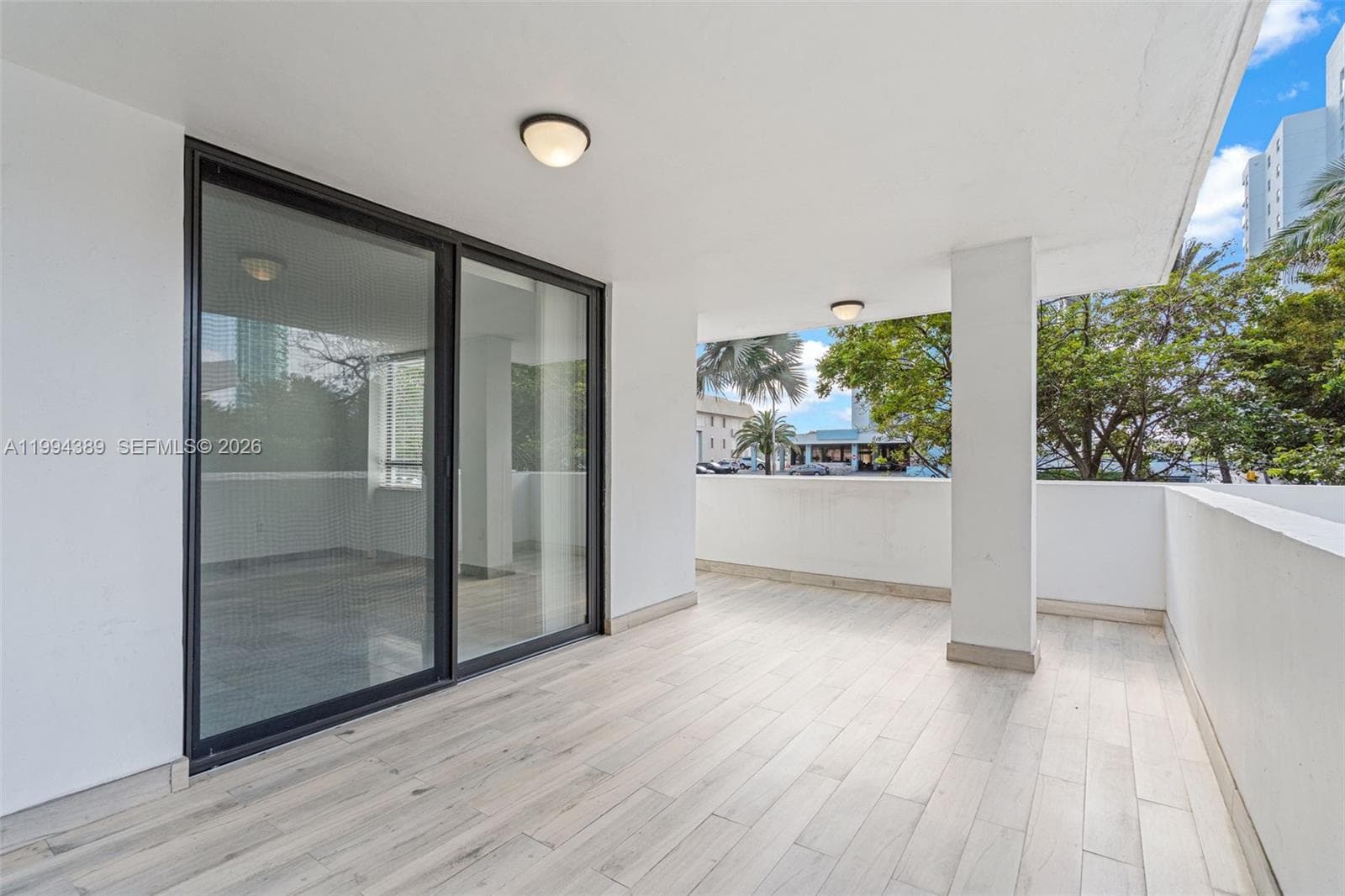 A11994389 — Miami Beach — 37