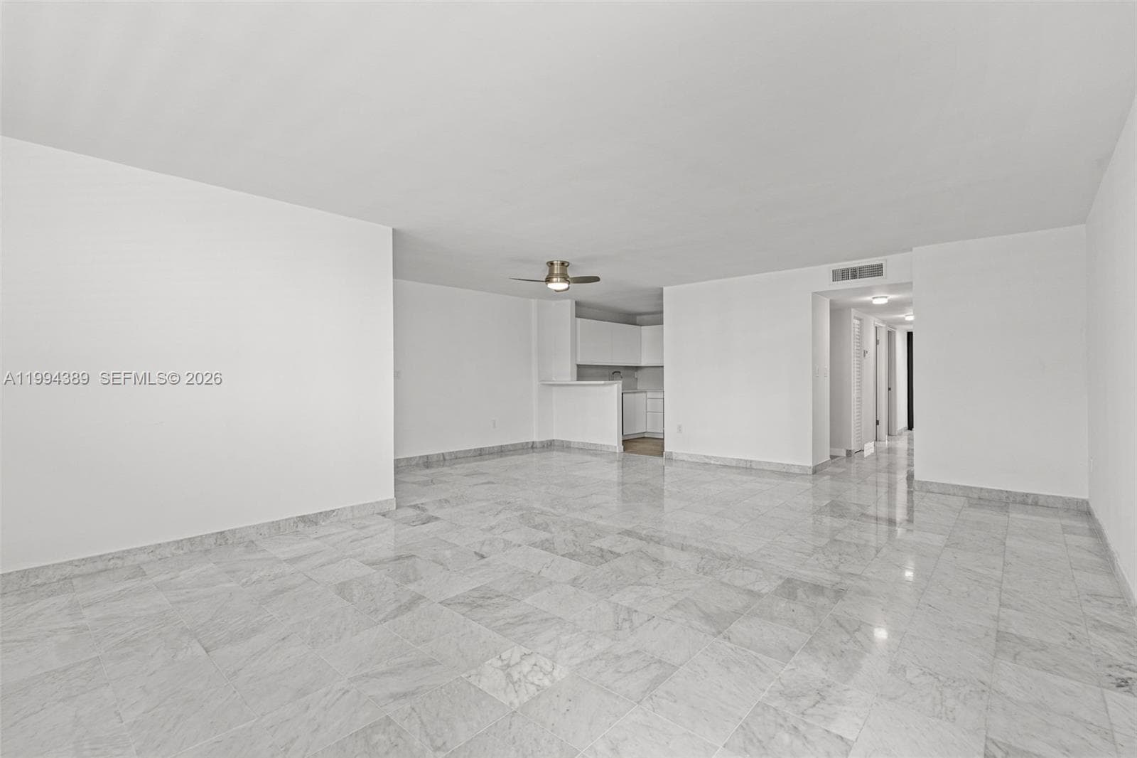 A11994389 — Miami Beach — 11