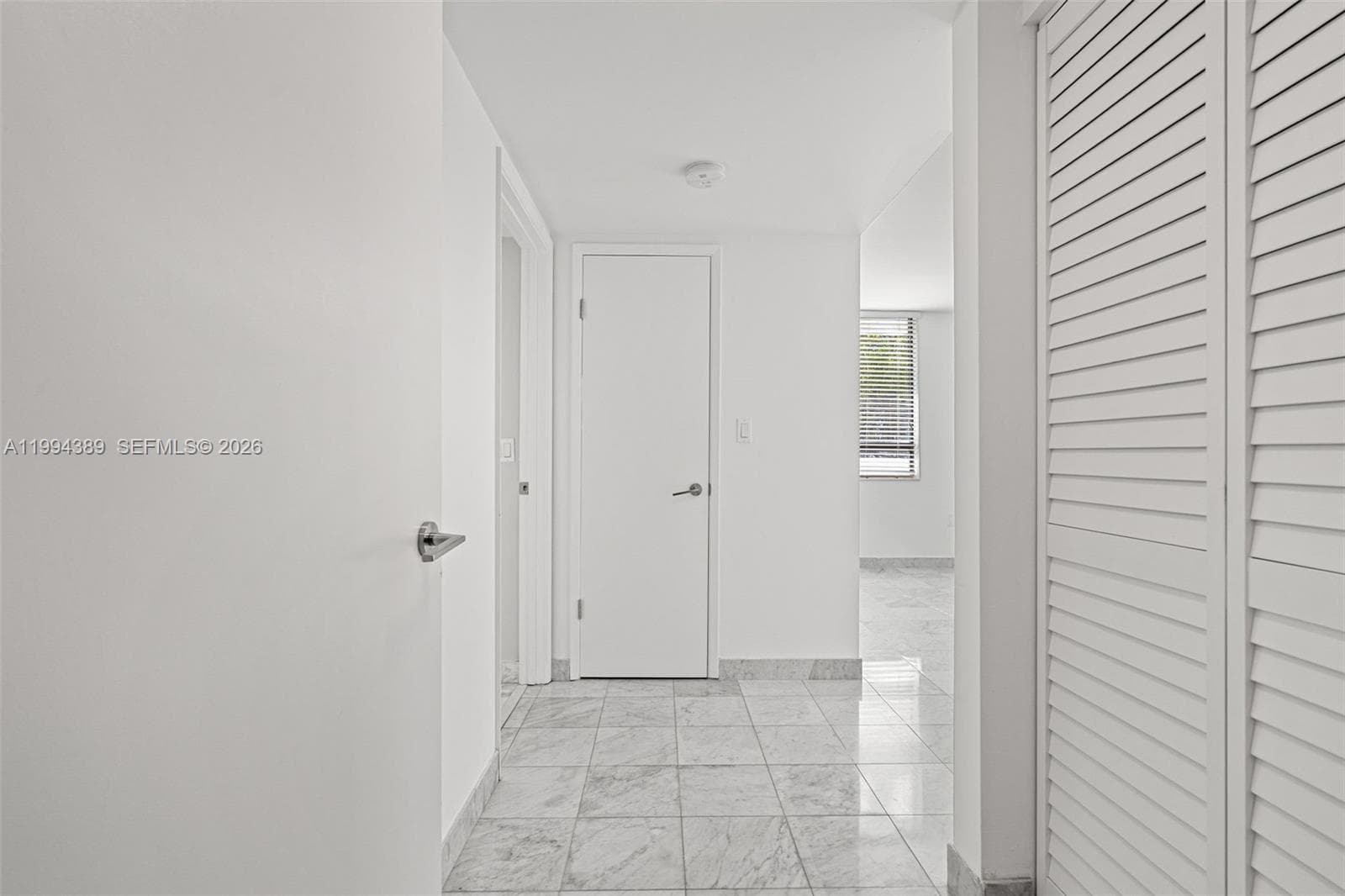 A11994389 — Miami Beach — 19