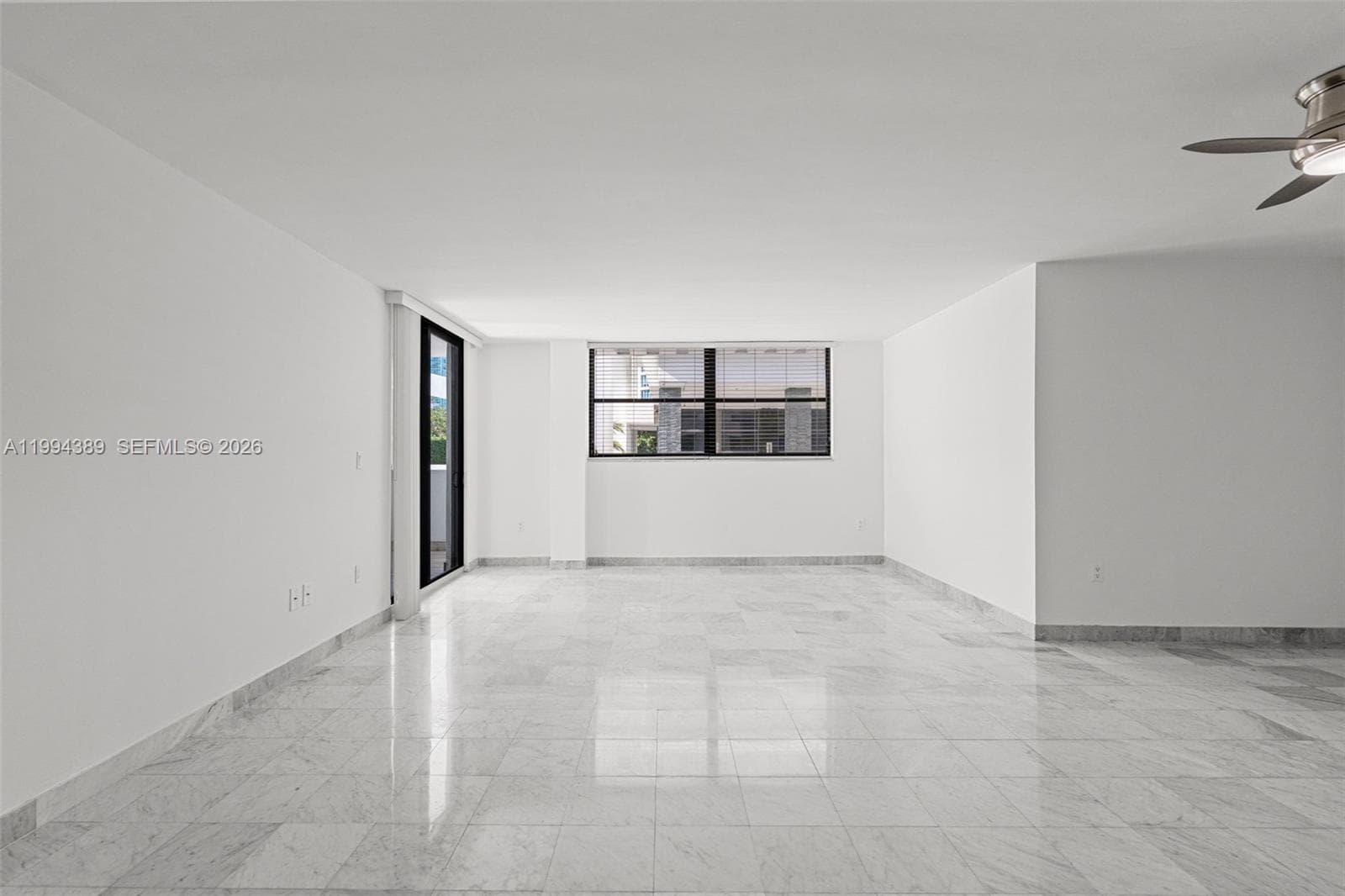 A11994389 — Miami Beach — 8