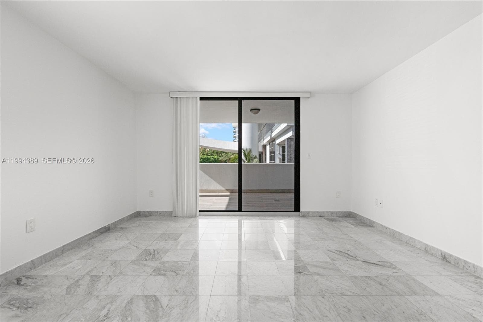 A11994389 — Miami Beach — 21
