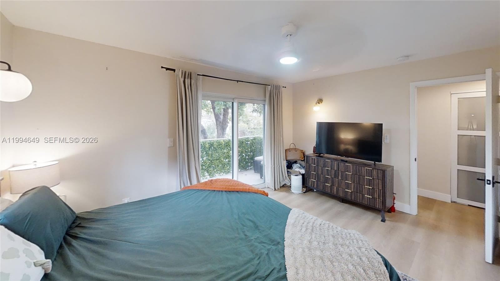 A11994649 — Miami Beach — 10