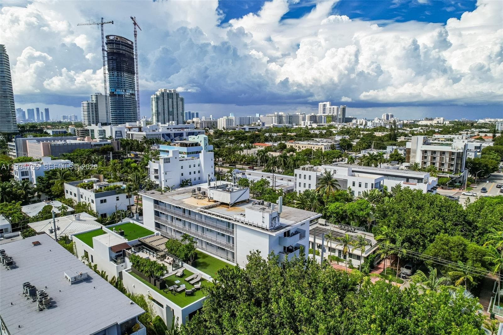 A11994763 — Miami Beach — 33
