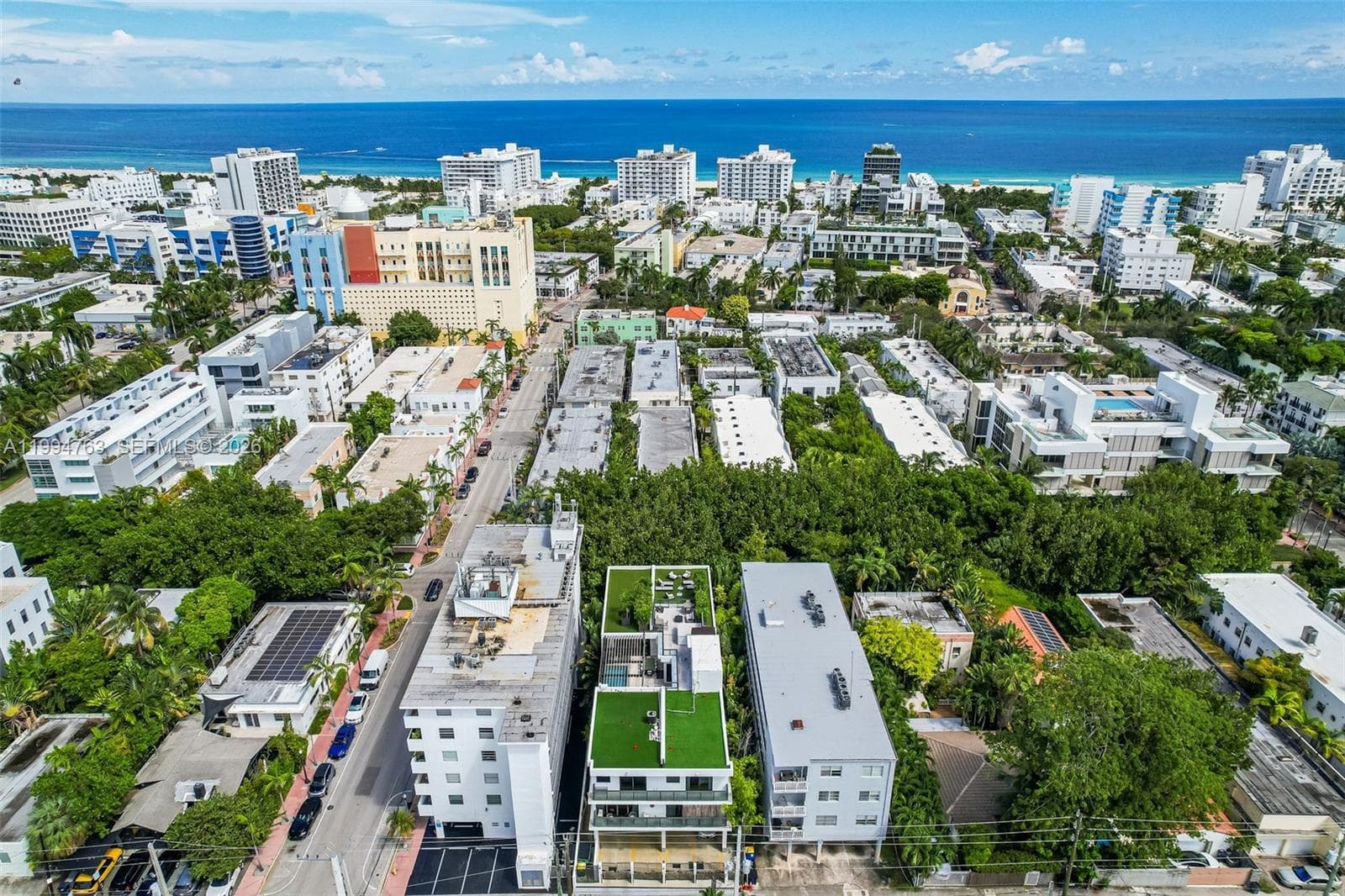 A11994763 — Miami Beach — 35