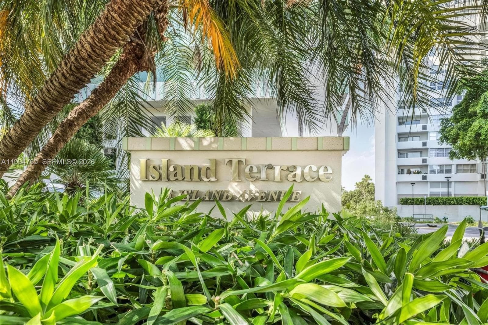 A11994765 — Miami Beach — 32