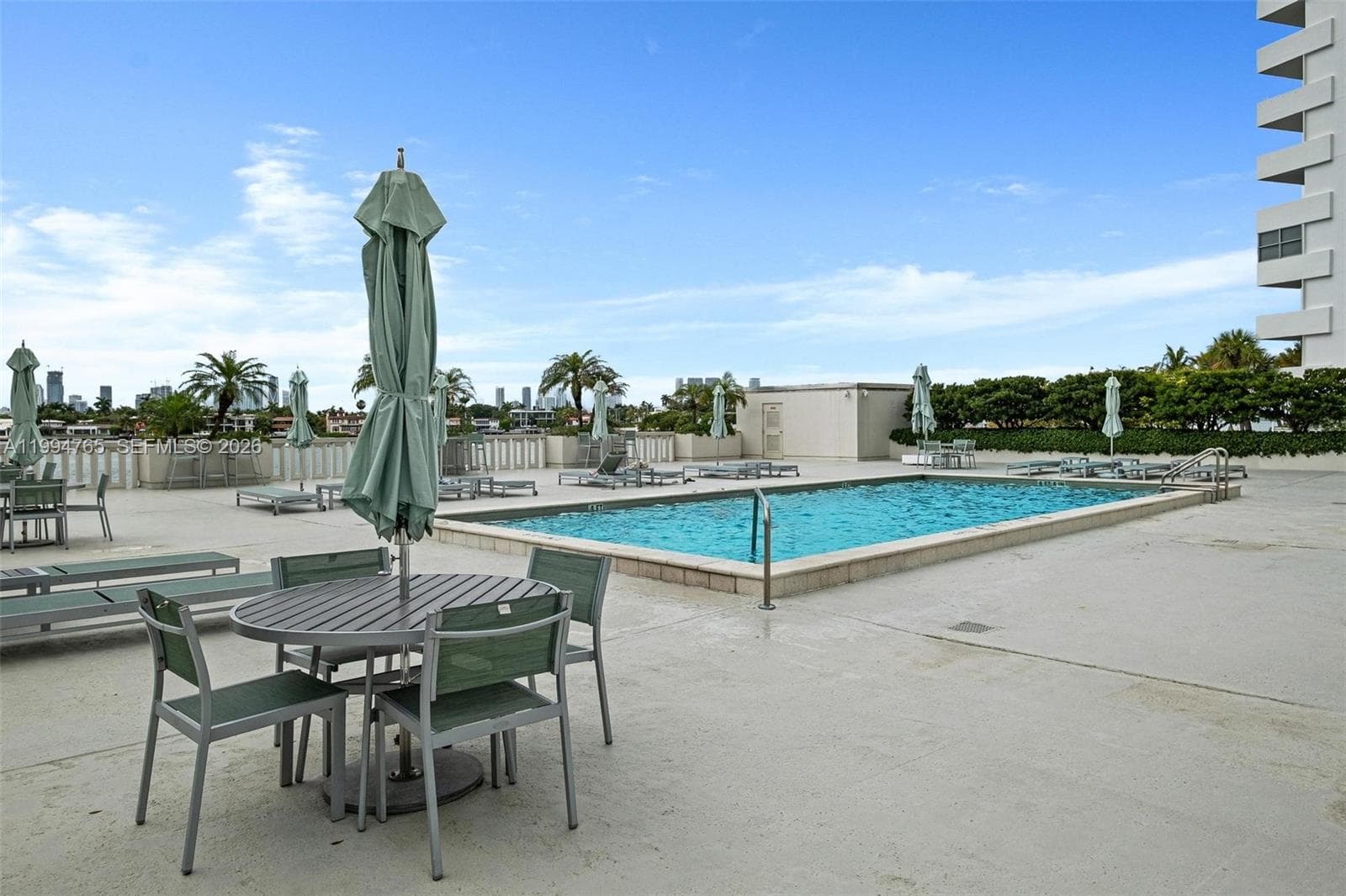 A11994765 — Miami Beach — 41