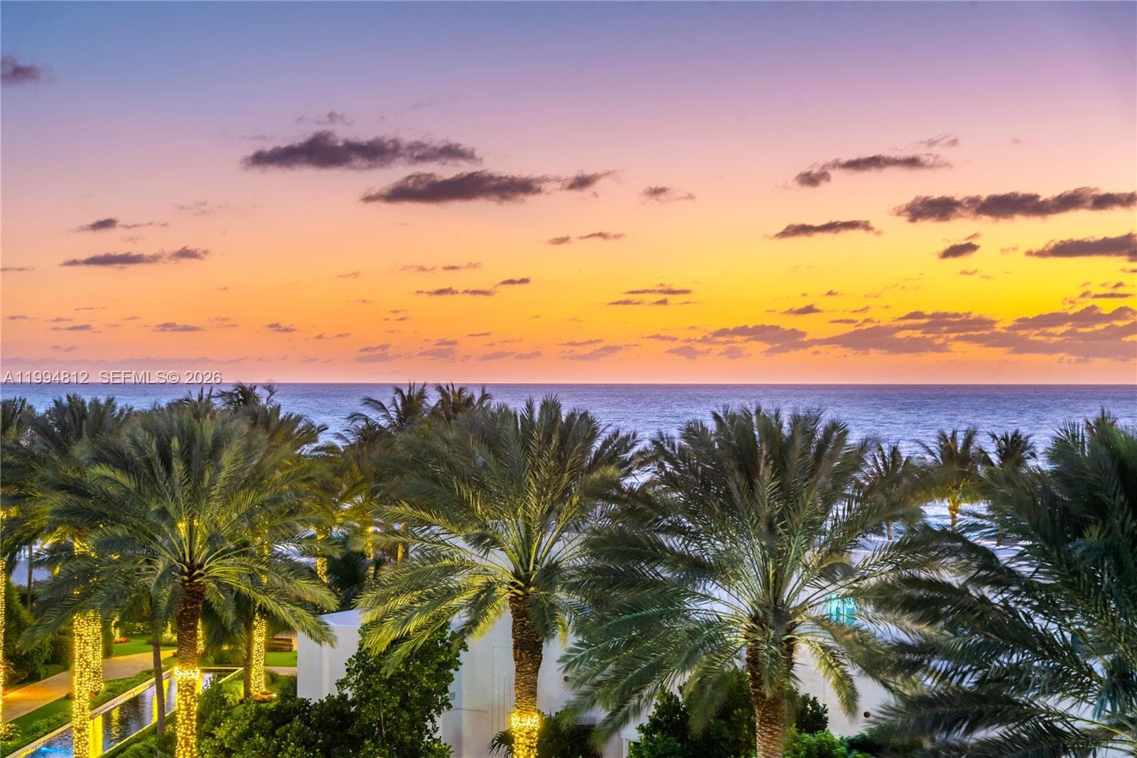 A11994812 — Miami Beach