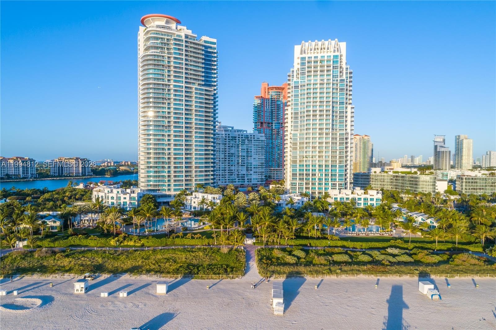 A11994812 — Miami Beach — 29