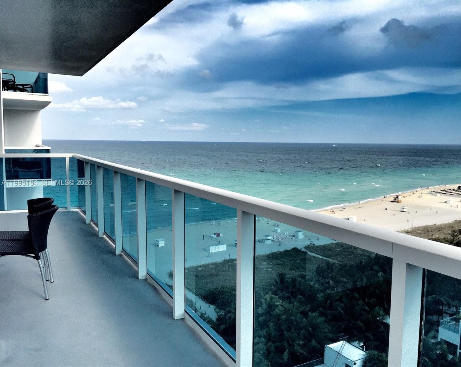 A11995164 — Miami Beach