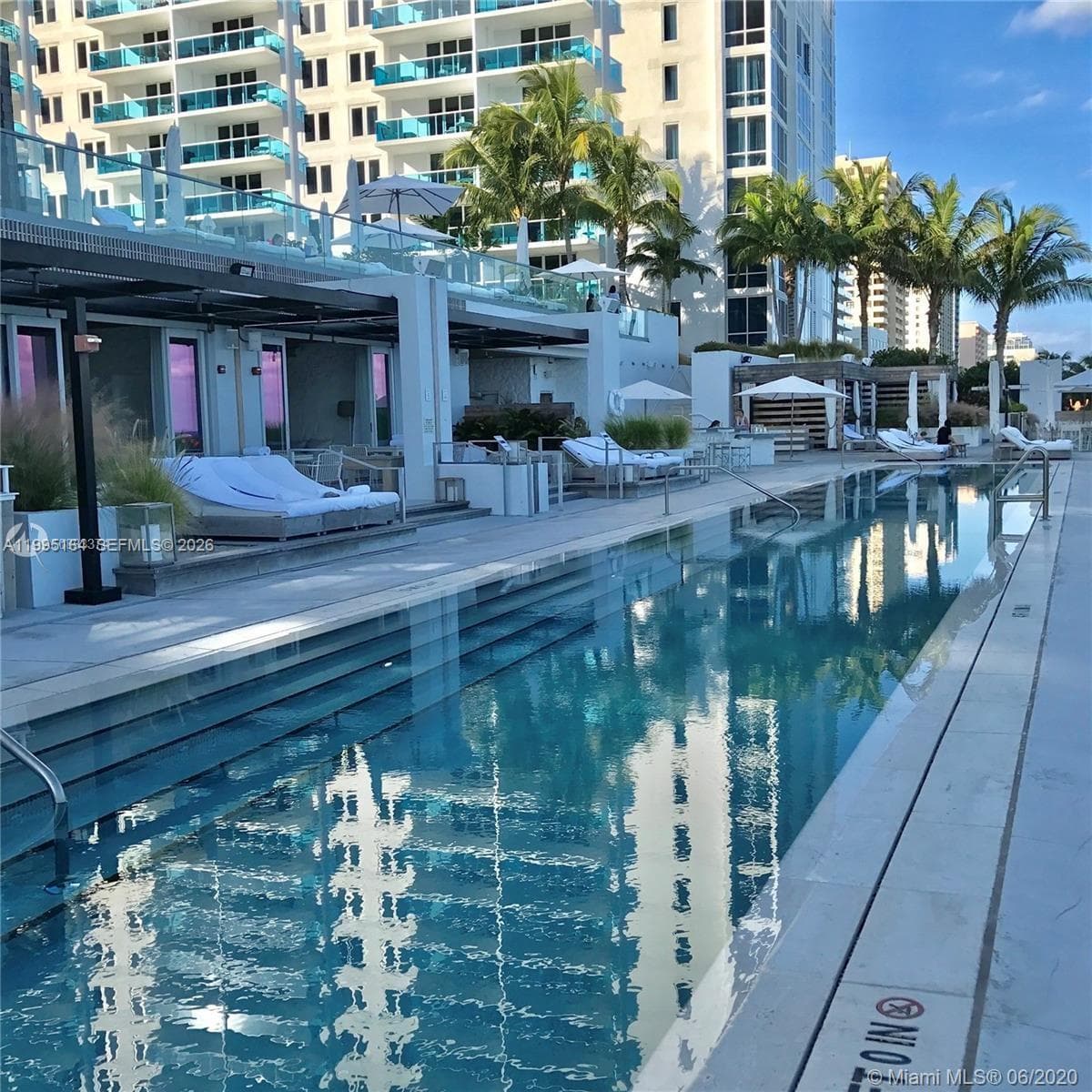 A11995164 — Miami Beach — 38
