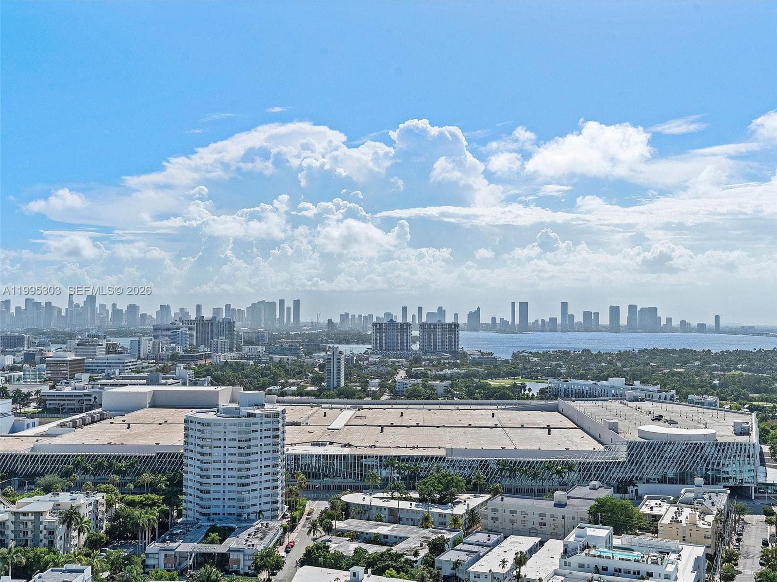 A11995303 — Miami Beach — 19