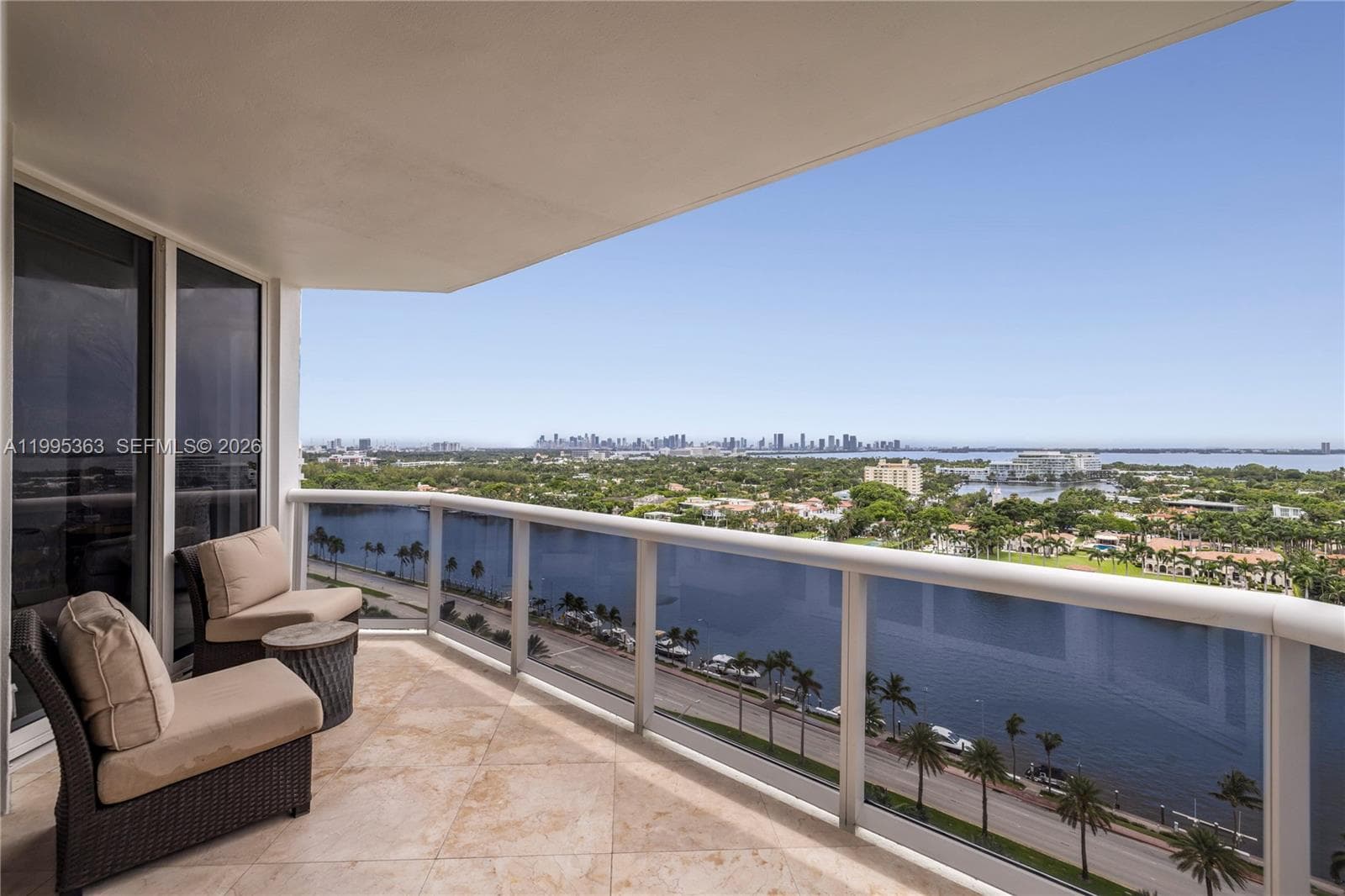 A11995363 — Miami Beach — 12