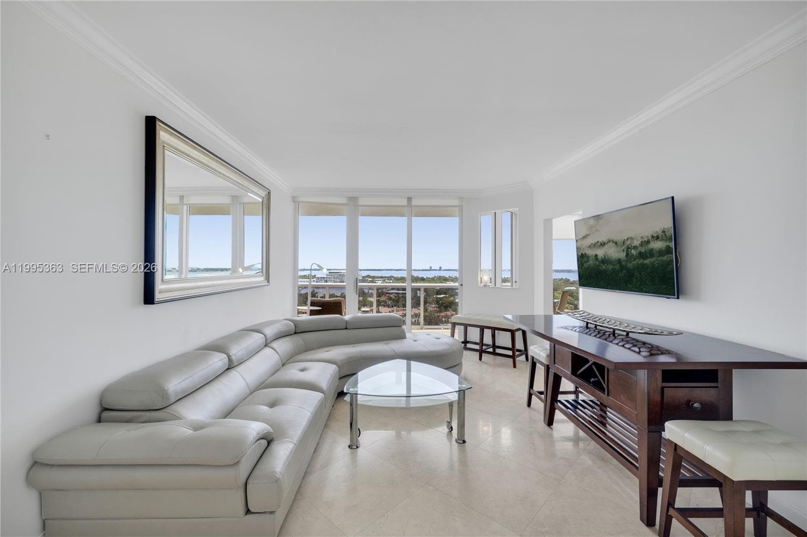 A11995363 — Miami Beach