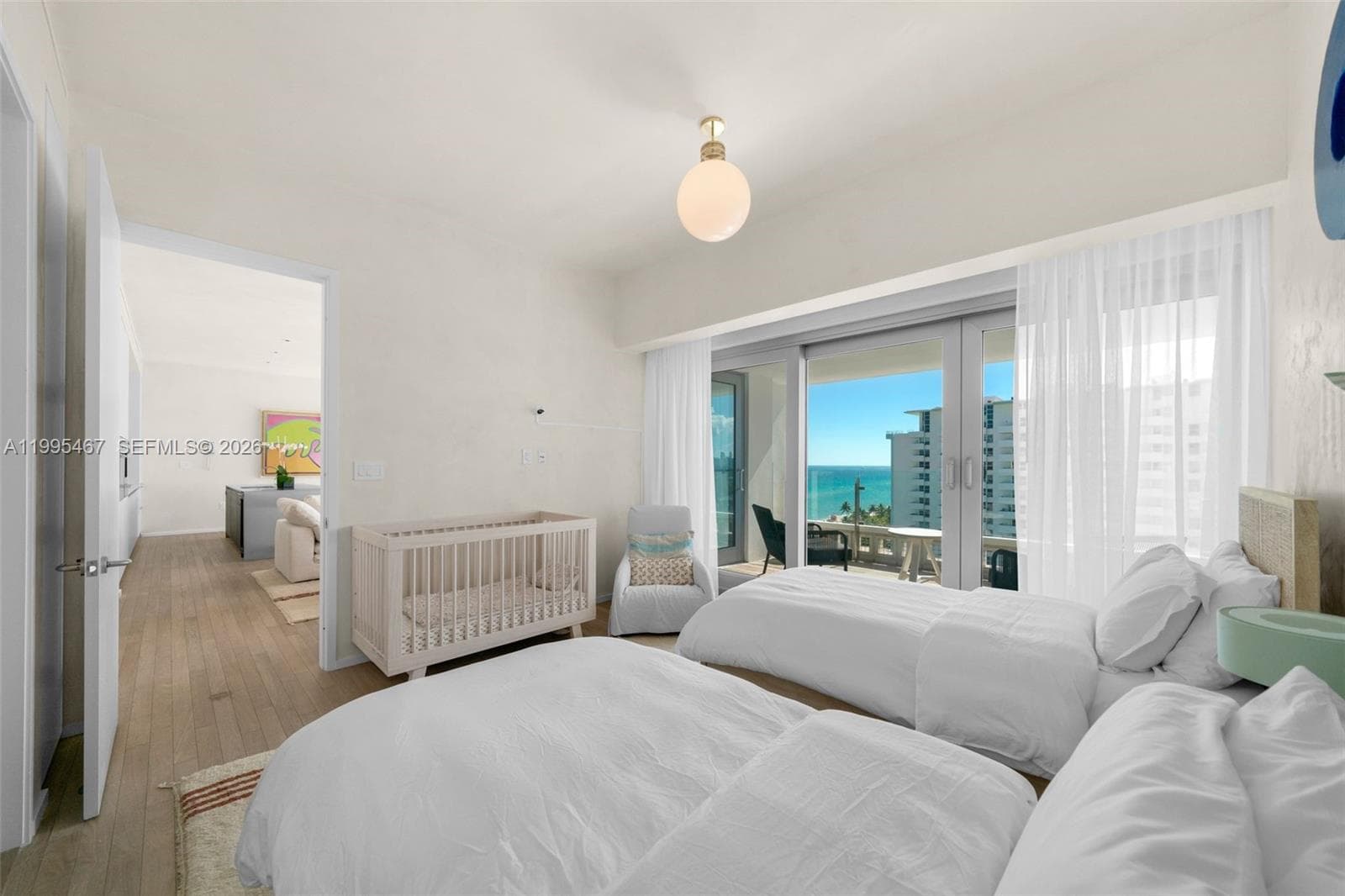 A11995467 — Miami Beach — 14