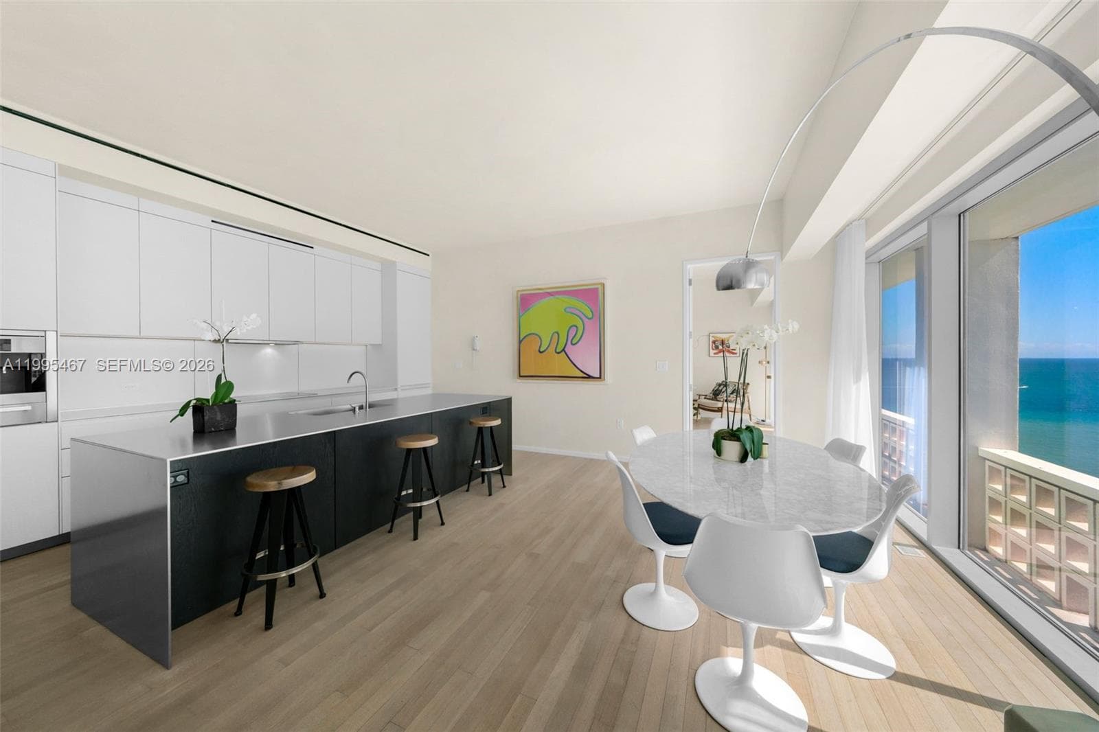 A11995467 — Miami Beach — 4