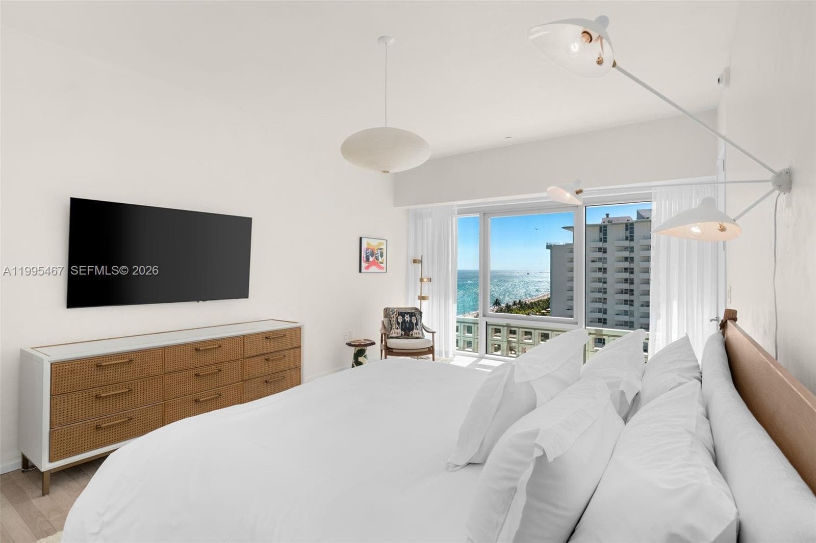A11995467 — Miami Beach — 8