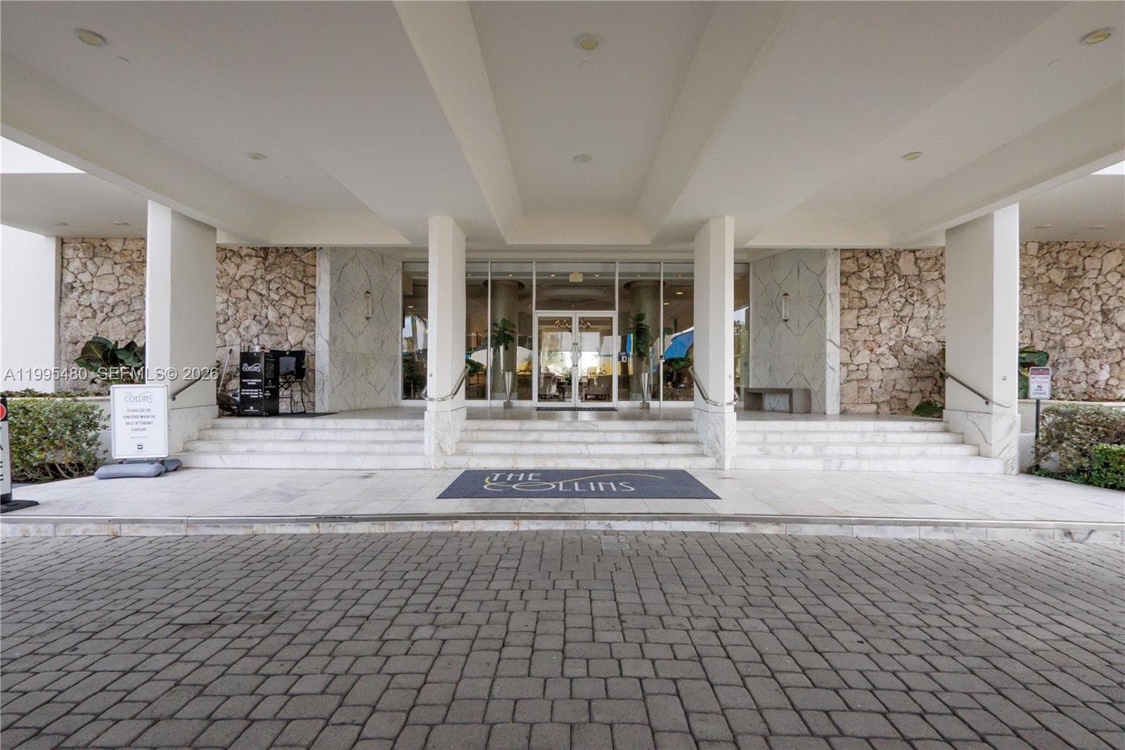 A11995480 — Miami Beach — 42