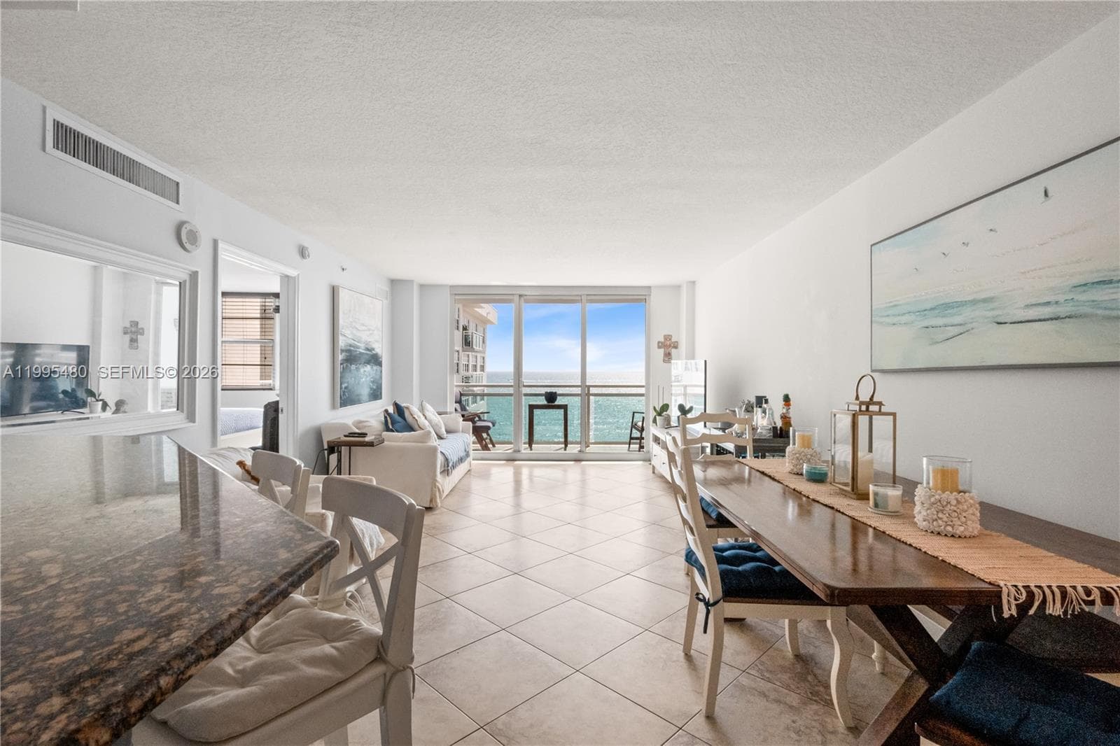 A11995480 — Miami Beach — 13