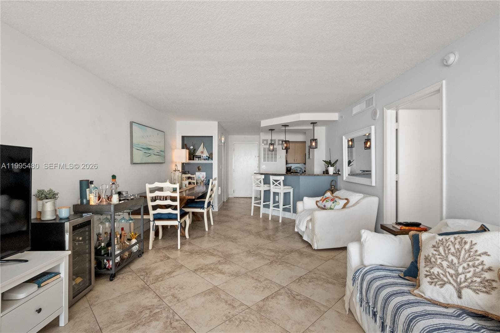 A11995480 — Miami Beach — 16