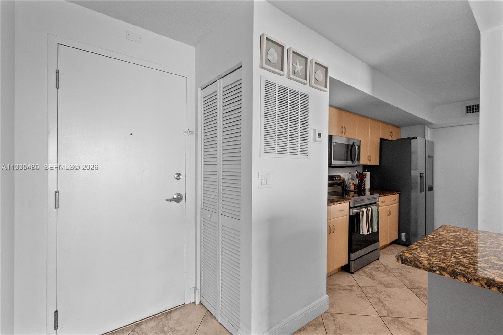 A11995480 — Miami Beach — 3