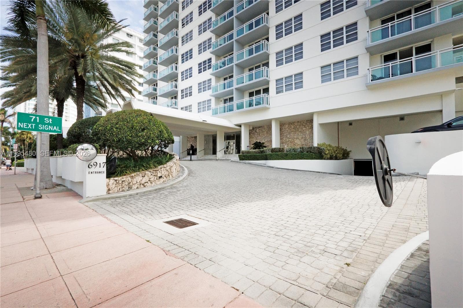 A11995480 — Miami Beach — 44