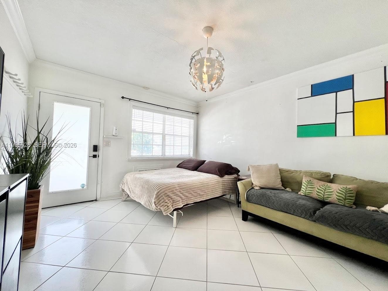 A11995626 — Miami Beach — 11