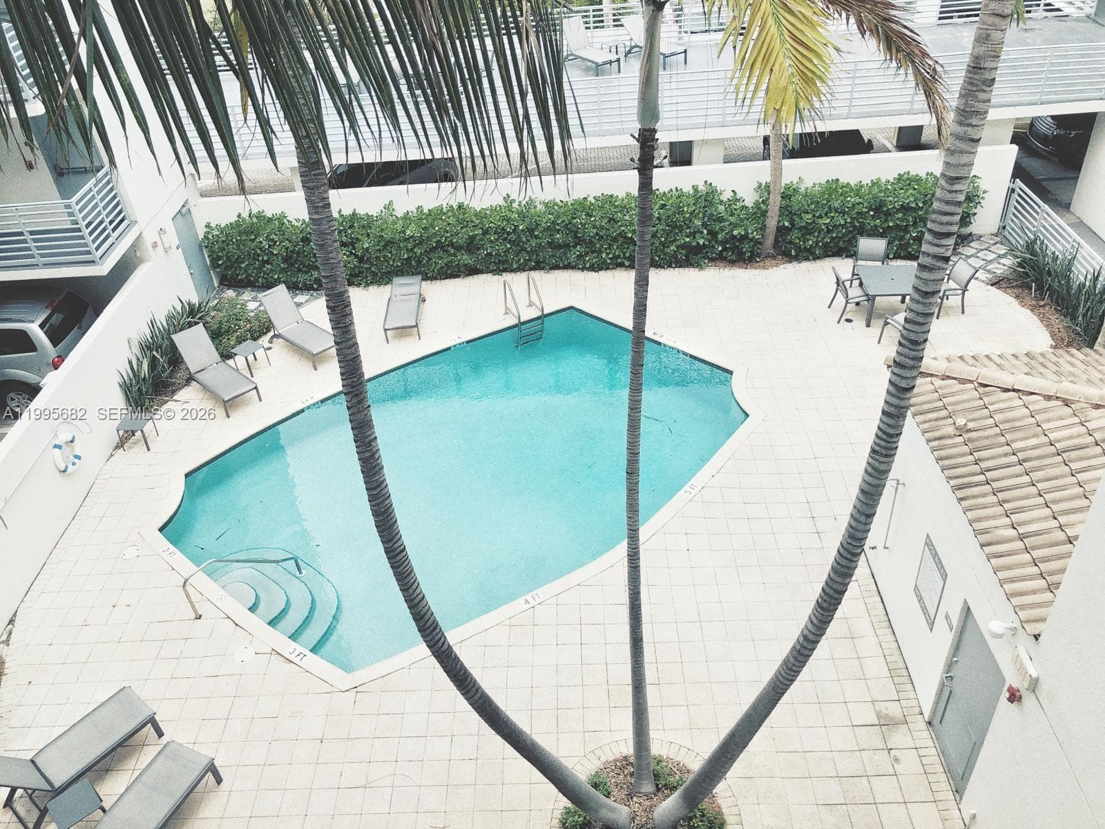 A11995682 — Miami Beach — 2