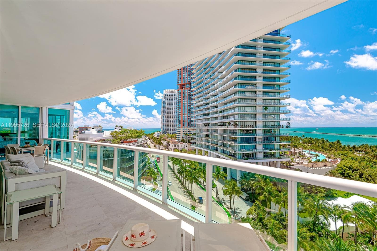 A11995726 — Miami Beach — 25