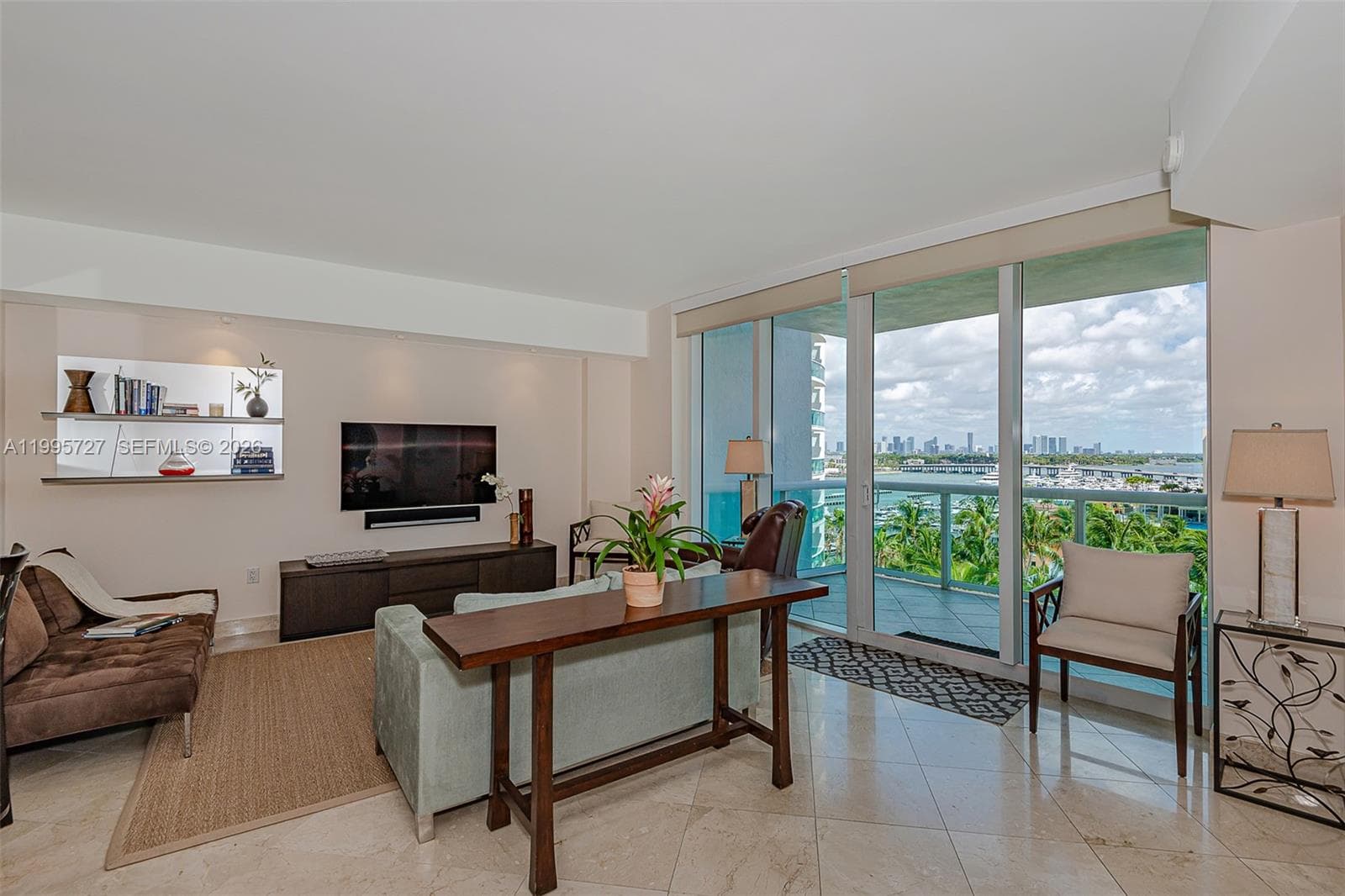 A11995727 — Miami Beach — 7