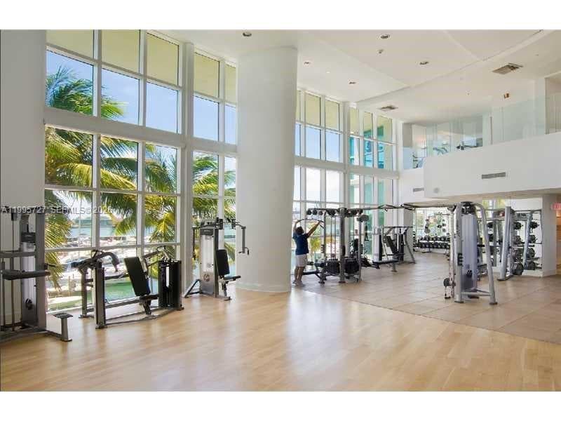 A11995727 — Miami Beach — 34