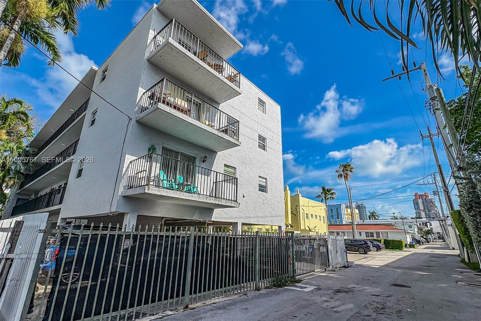 A11995767 — Miami Beach — 24