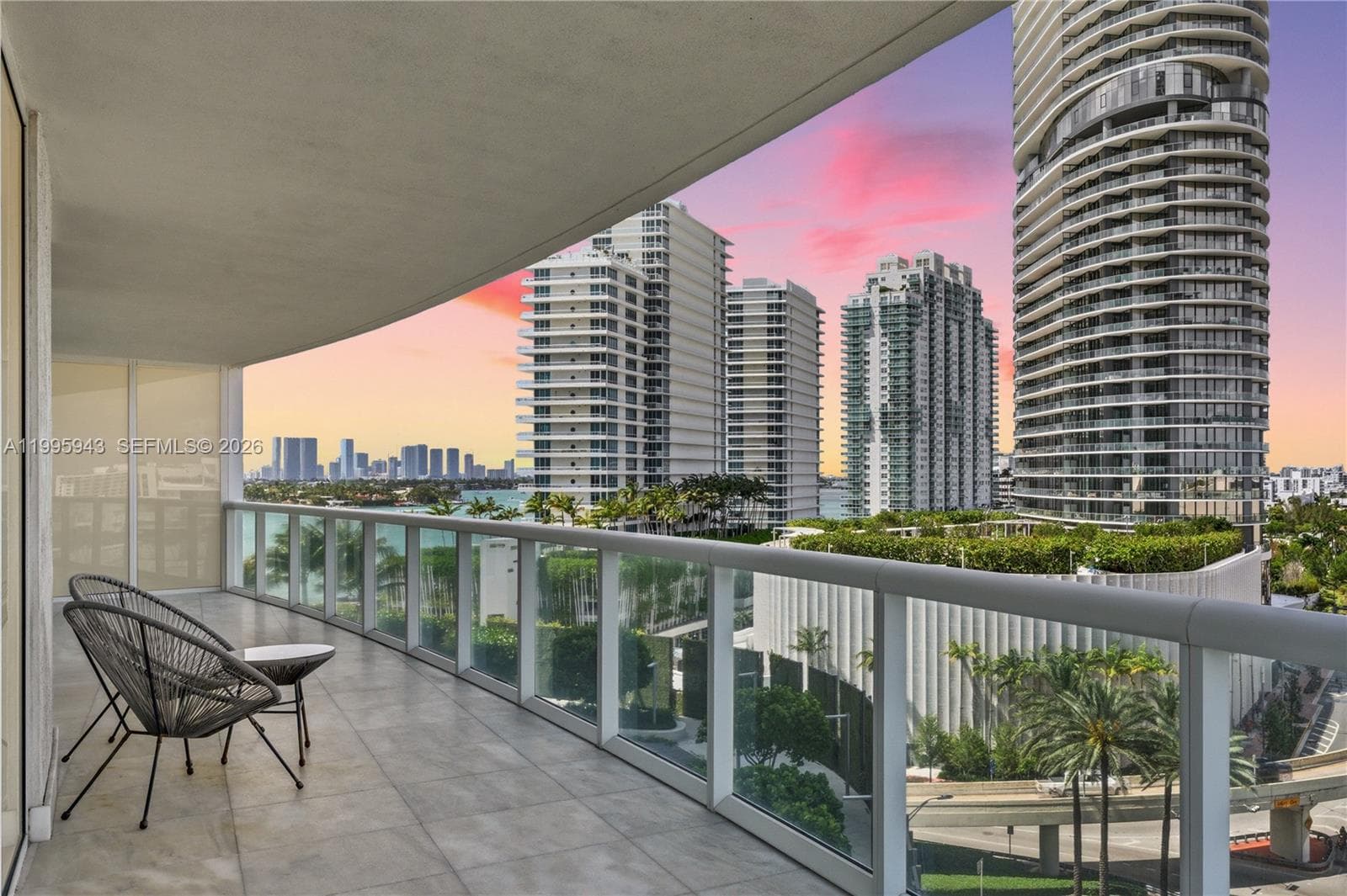 A11995943 — Miami Beach