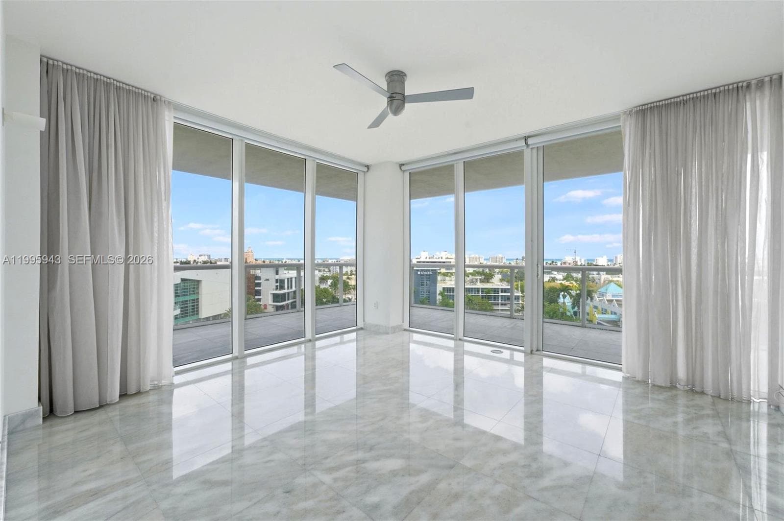A11995943 — Miami Beach — 9