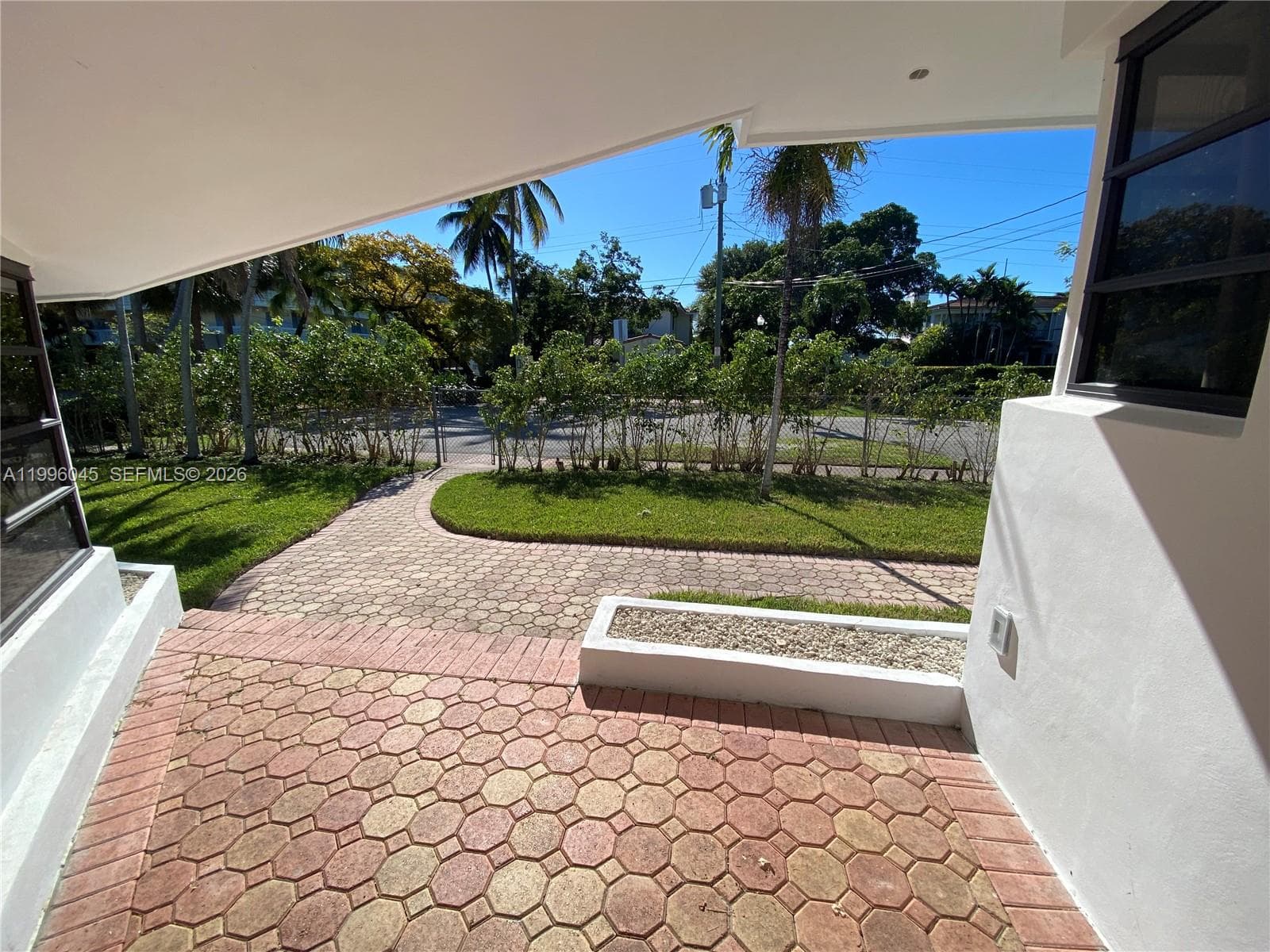 A11996045 — Miami Beach — 18
