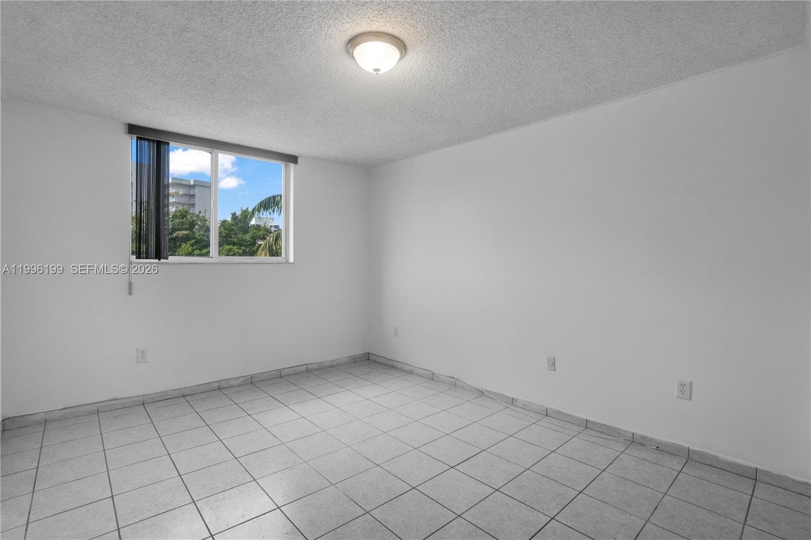 A11996199 — Miami Beach — 8