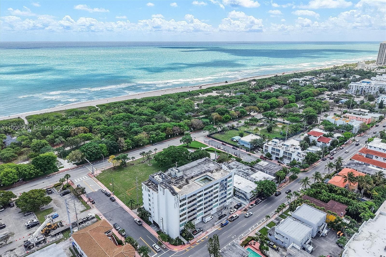 A11996506 — Miami Beach