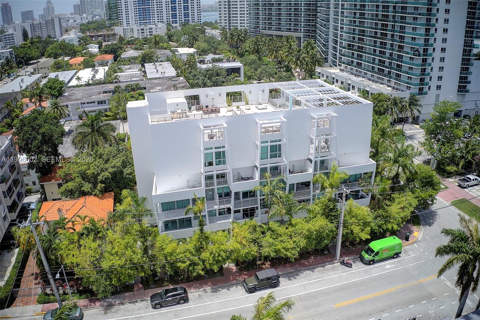 A11996602 — Miami Beach — 35