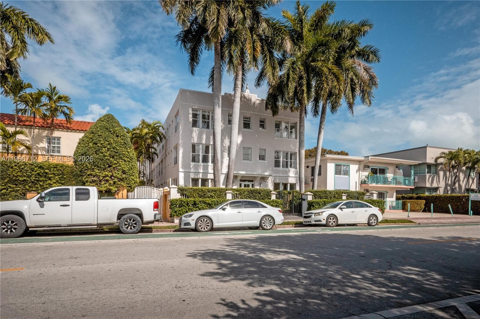 A11996712 — Miami Beach — 28