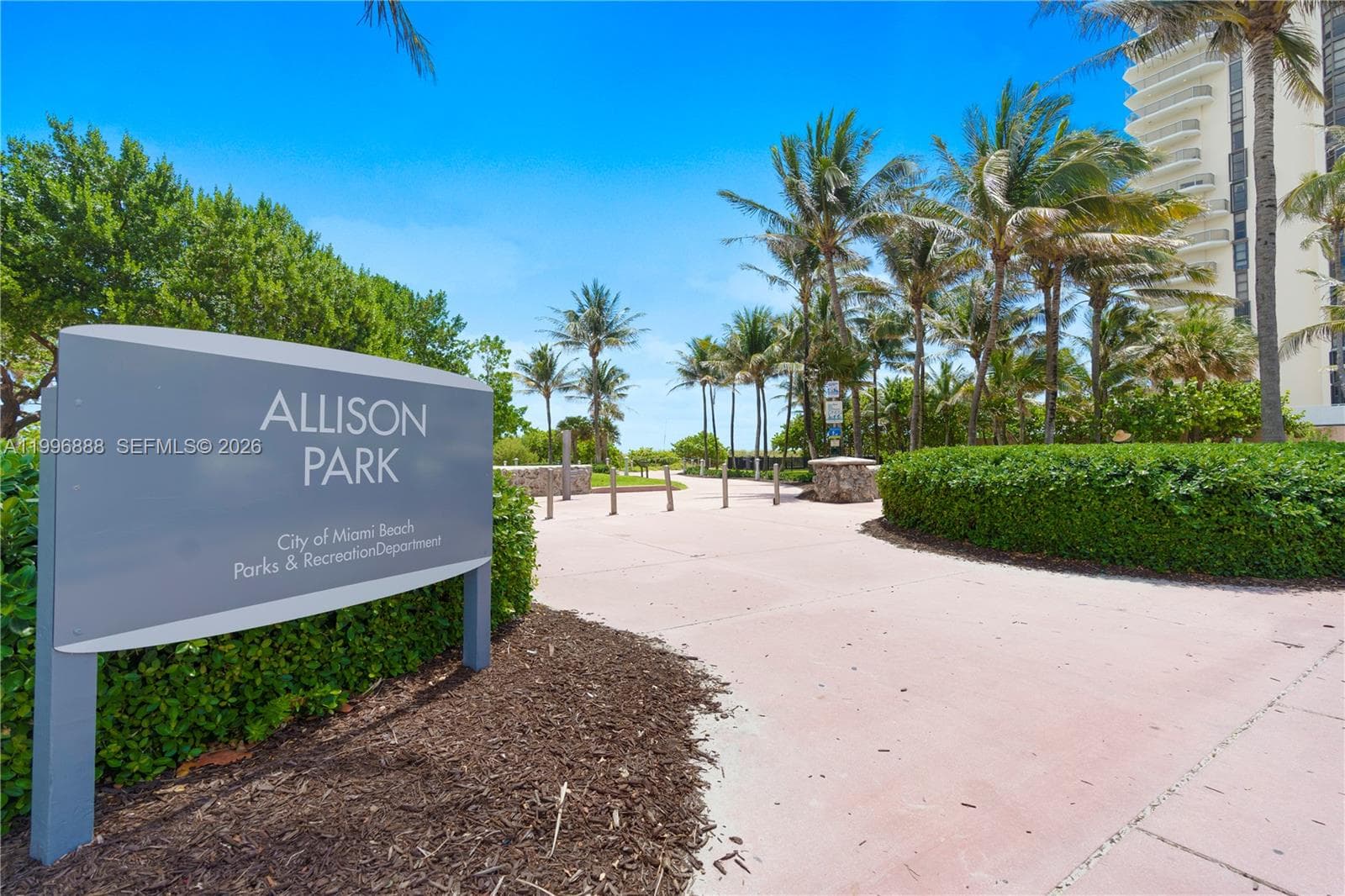 A11996888 — Miami Beach — 32