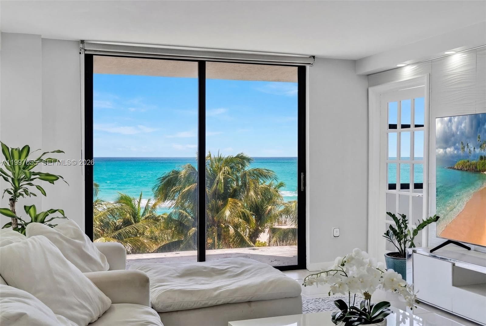 A11997055 — Miami Beach — 4