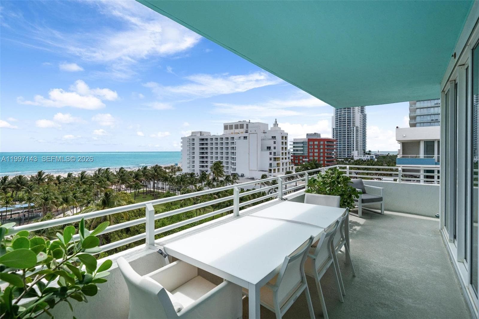 A11997143 — Miami Beach — 26
